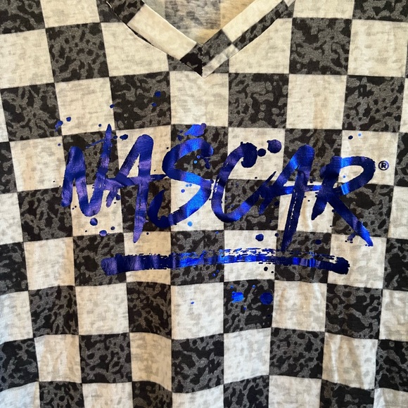NWT NASCAR v-neck T-shirt (XXL) - Picture 2 of 6